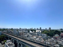 【東京都/北区王子】ウィルローズ王子 新幹線の往来を望むことができる、お子様には嬉しい眺望です。