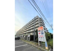 【愛知県/名古屋市中村区岩塚町】リーデンススクエア八田 外観：三菱地所グループマンション。JR関西線・地下鉄東山線・近鉄名古屋線の3路線利用可能な立地です。