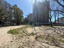 【愛知県/名古屋市西区菊井】藤和ハイタウン菊井　ステージ1 近隣の公園から現地北側を撮影