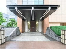 【東京都/港区虎ノ門】グランスイート虎ノ門 エントランス前
