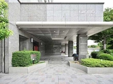 【神奈川県/横浜市中区山下町】グローリオタワー横浜元町 総戸数265戸の大規模レジデンス。ペットと暮らせる住まい(制限あり)。24時間ゴミ出し可能です。