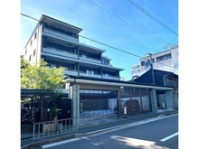 【京都府/京都市左京区聖護院円頓美町】ファインフラッツ京都神宮 外観：2013年11月築。RC造5階建、総戸数31戸のマンションです。管理員により日勤管理されています。