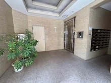 【京都府/京都市下京区松原通油小路東入】レジオン四条西洞院 管理会社による日勤管理が行われています。共用部は清掃が行き届き、清潔な状態に保たれています。