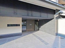 【京都府/京都市上京区上長者町通烏丸西入】ザ・パークハウス御所西 エントランス