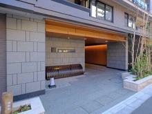 【京都府/京都市中京区三条油小路町】ザ・パークハウス三条油小路 エントランス