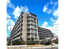 【京都府/宇治市六地蔵】アルス京都六地蔵リスタシア 外観：地下鉄東西線「六地蔵」駅徒歩1分、JR奈良線・京阪宇治線も利用可能な立地。ペット飼育可(細則有り)。