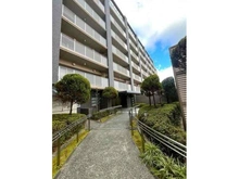 【京都府/宇治市六地蔵】アルス京都六地蔵リスタシア 2003年8月築、総戸数139戸。RC造7階建の2階部分、南向き×ワイドスパン設計の住戸です。