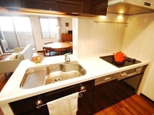 【京都府/京都市下京区白楽天町】四条烏丸クロスマーク ※販売対象に家具・調度品は含まれません。