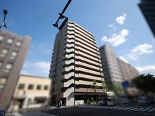 【京都府/京都市下京区万寿寺通烏丸東入】藤和シティホームズ烏丸五条 外観：地上14階建て13階部分。東・南・西の3面バルコニーが設けられた、陽当り・通風良好な角住戸です。