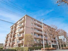 【神奈川県/横浜市泉区領家】ステージ山手台サウス一番館 外観：RC造・地上6階建・総戸数40戸。周辺はスーパーや公園が徒歩圏内に揃う、暮らしやすい立地です。