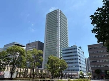 【東京都/港区港南】品川タワーフェイス ターミナル駅である品川駅をはじめ、複数の路線が利用可能な立地にございます。