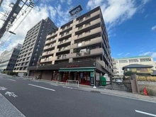 【東京都/江東区亀戸】亀戸クリーンハイツ 総武・中央緩行線「亀戸」駅徒歩10分、総武本線「錦糸町」駅徒歩11分など、2駅4路線利用可能です。