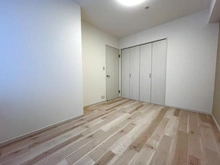 【兵庫県/尼崎市東塚口町】塚口アクシード 洋室