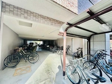 【兵庫県/尼崎市東塚口町】塚口アクシード 駐輪場