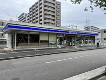 【兵庫県/尼崎市東塚口町】塚口アクシード ローソン　JR塚口駅北店（現地より約100m）