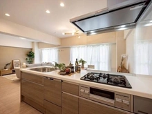 【兵庫県/伊丹市東有岡】コープ野村第壱伊丹B棟 ※販売対象に家具・調度品は含まれません。