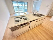 【千葉県/千葉市美浜区打瀬】幕張ベイタウン　マリンフォートSUNLIGHT　WING アイランドキッチン（食洗機・浄水器付水栓）