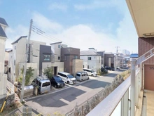 【千葉県/松戸市東平賀】エクセレントシティ北小金 お洗濯も快適な南向きバルコニー。南向きバルコニーからの眺望