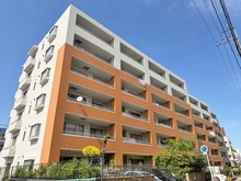 【千葉県/松戸市日暮】エクセレント八柱駅前 外観：平成17年築、南東×北東角住戸、4LDK、専有面積80.12㎡