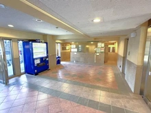 【千葉県/柏市豊四季】サンクレイドル南柏 自動販売機や不在時でも荷物の受取ができる宅配ロッカーなど共用部の設備が充実しています