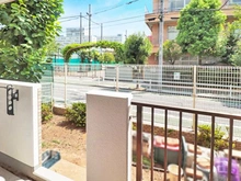 【東京都/板橋区大谷口北町】中板橋第2ローヤルコーポ ガーデニングを楽しむこともできる専用庭