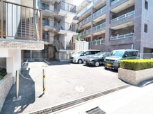 【東京都/板橋区大谷口北町】中板橋第2ローヤルコーポ 駐車場