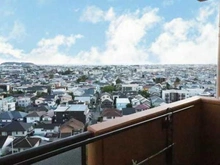 【神奈川県/藤沢市鵠沼花沢町】ライオンズマンション藤沢鵠沼 バルコニーからの眺望です。最上階ならではの開放感があります！