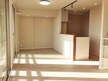 【東京都/調布市富士見町】マイキャッスル調布深大寺 開放感と採光にこだわった約16.8帖のLDK