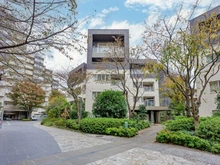 【東京都/世田谷区南烏山】グローリオ蘆花公園ヴィラD棟 外観