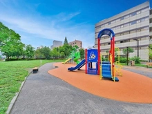 【東京都/中央区明石町】オーベル明石町レジデンス 築地川公園（現地より約210m）