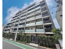 【東京都/練馬区北町】サンリヤン練馬北町 外観：総戸数90戸。８階建ての瀟洒な建物です。