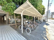 【東京都/葛飾区亀有】アドール亀有 使用料はかからずに駐輪頂けます。