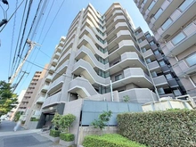【東京都/江戸川区中葛西】バームステージ葛西 外観：重厚感と気品を纏う「バームステージ葛西」都心アクセスと住環境を兼ね備えた好立地