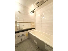 【東京都/江東区枝川】ルネプライディア 1418サイズのゆったりとしたユニットバス。浴室乾燥機もついています。