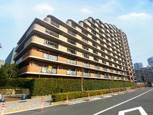 【東京都/江東区豊洲】オーベルグランディオ　ベイ・フロント 外観：総戸数２４７戸。有楽町線・ゆりかもめ豊洲駅徒歩９分。