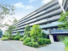 【神奈川県/川崎市幸区戸手】アクアブリーズ川崎 外観：三沿線利用可能！JR東海道本線「川崎」駅徒歩18分。279戸のビッグコミュニティ！