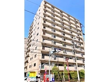 【東京都/台東区千束】サンレイ浅草 東南向きで陽当たり良好です。東京メトロ日比谷線「入谷」駅も利用可能です。