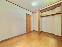 【神奈川県/横浜市金沢区釜利谷東】横浜市金沢区釜利谷東四丁目　中古戸建 