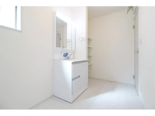 【東京都/江戸川区興宮町】江戸川区興宮町新築戸建て5号棟 
