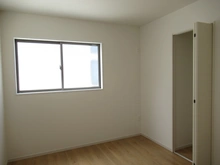 【大阪府/箕面市半町】箕面市半町4丁目　1期2号棟 
