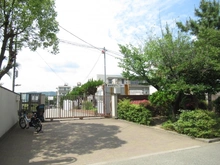 【大阪府/箕面市半町】箕面市半町4丁目　1期2号棟 