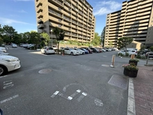 【大阪府/豊中市上新田】千里中央パーク・ヒルズ D棟 