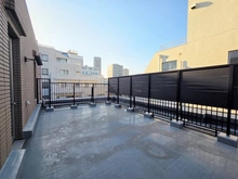 【東京都/新宿区四谷三栄町】ライオンズガーデン四谷津の守坂 