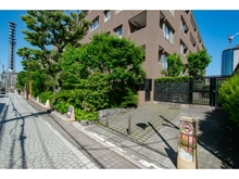 【東京都/新宿区四谷三栄町】ライオンズガーデン四谷津の守坂 