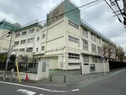 【東京都/渋谷区西原】渋谷区西原2丁目 土地 渋谷区立代々木中学校 約440m