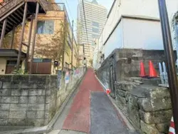 【東京都/港区赤坂】港区赤坂4丁目土地 南西側全面道路