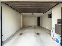 【東京都/目黒区鷹番】目黒区鷹番1丁目　中古戸建 駐車場