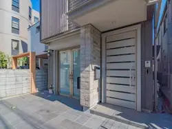 【東京都/渋谷区西原】渋谷区西原二丁目戸建 玄関