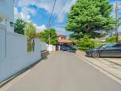 【神奈川県/横浜市中区山手町】横浜市中区山手町　戸建 前面道路