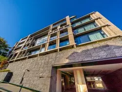 【東京都/港区元麻布】グランドヒルズ元麻布 エントランスアプローチ